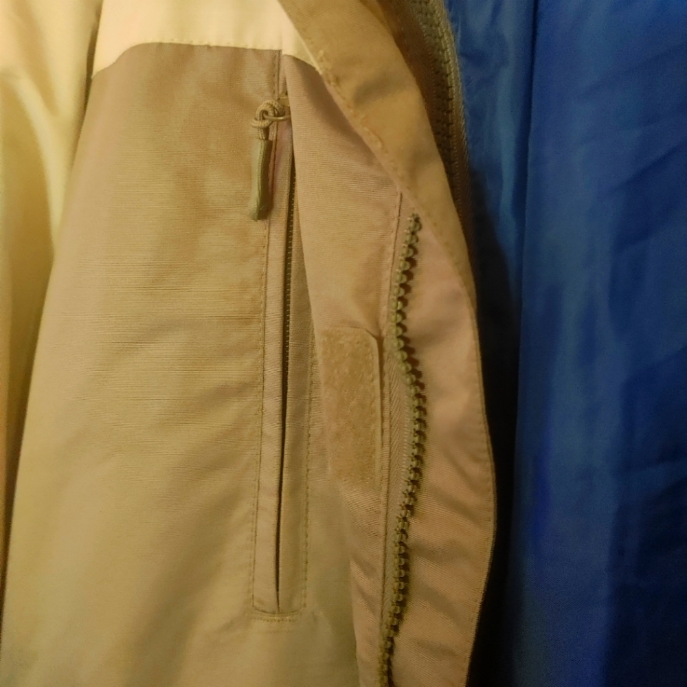 Jacket - Picture 5 of 6